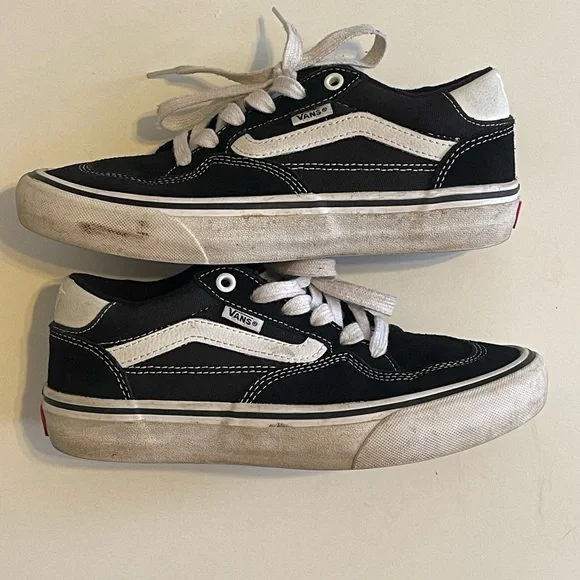 Rowan Vans - Picture 5 of 10